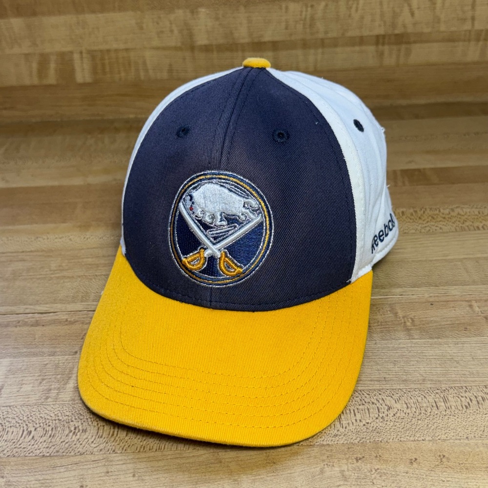 Y2K‎ Reebok Buffalo Sabres NHL Face Off Headwear Hat Navy White Adjustable Cap
